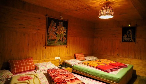 Elite Room