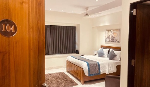 Executive Room