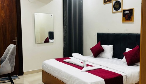 Comfort Quadruple Room, City View