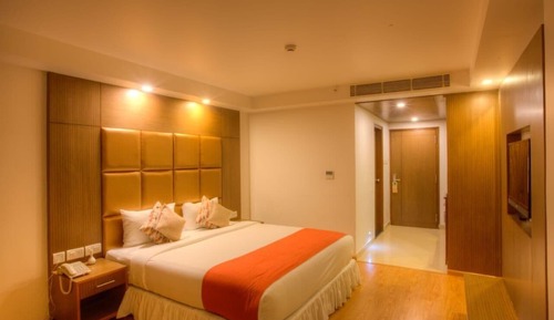 Premium Double or Twin Room, City View