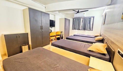 Luxury Shared Dormitory, City View