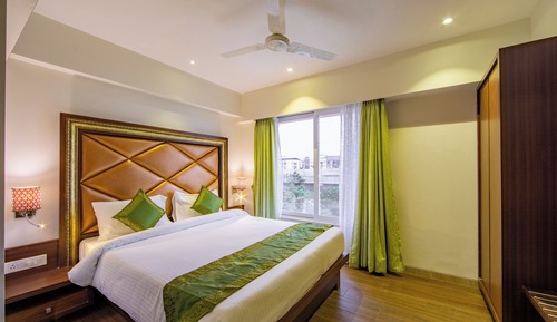 City Suite, City View