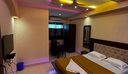 Deluxe AC room