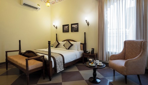 Super Deluxe Room