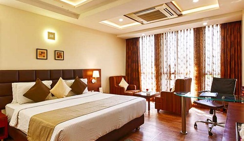 Deluxe Twin Room, City View
