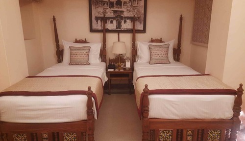 Standard Twin Room (Hideaway)