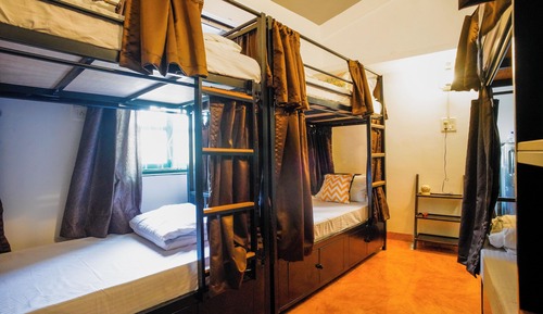 Premium Shared Dormitory