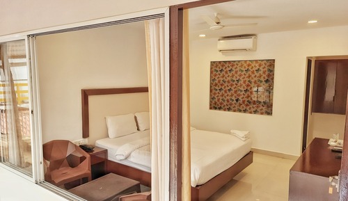 Deluxe Room With Pool View