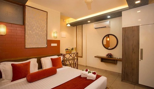 Solitaire Cottage