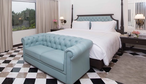 Luxury Room, 1 King Bed