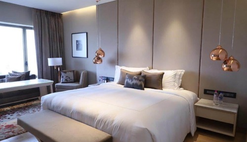 Luxury Room, 1 King Bed