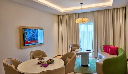 Golf View Suite