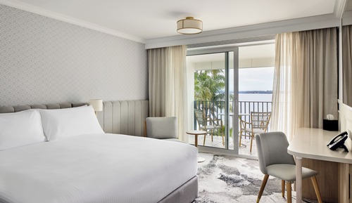 Beachcomber Water View Deluxe - King