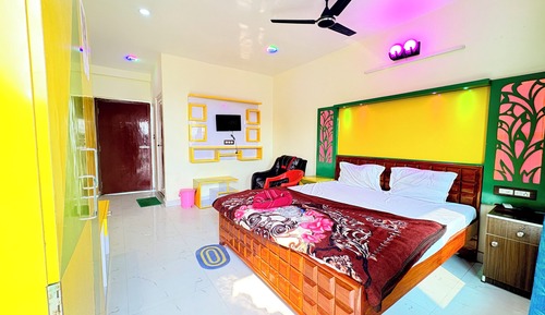 Deluxe Double Room, City View