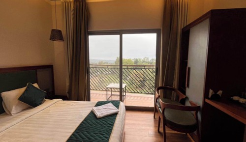 Signature Double Room, City View