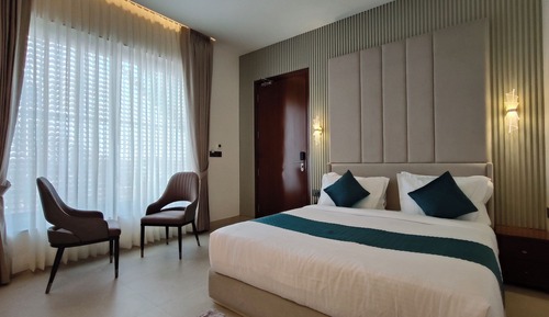 Luxury Suite, Balcony