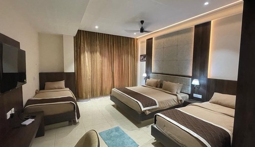 Premium Quadruple Room
