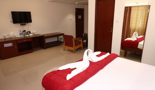 Executive Suite, City View