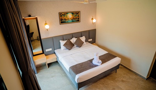 Deluxe Suite, Garden View