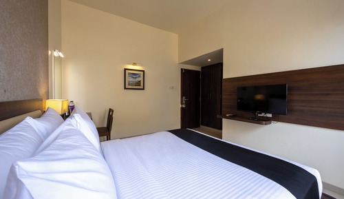 Deluxe Double Room, City View