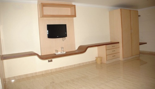 Family Room, 1 King Bed