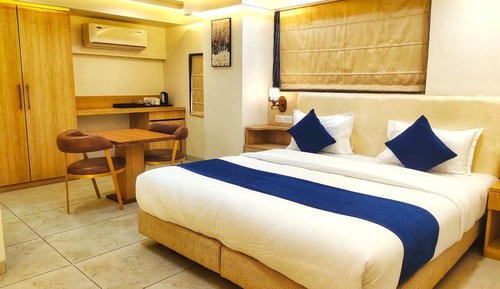 Signature Double Room, City View