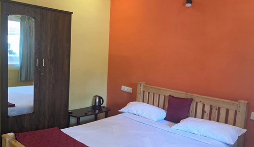 Double Room, Valley View