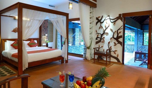 Family Pool Villa