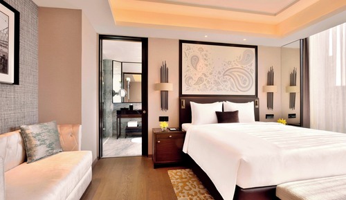 Deluxe Room, 1 King Bed