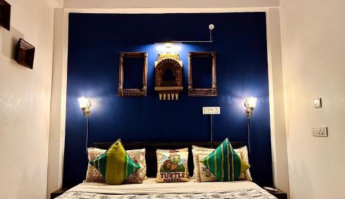 Deluxe Double Room with Shower