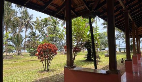 Bungalow - Water Front 