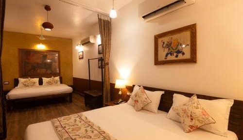 Premium Quadruple Room