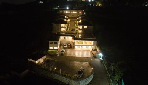 6-Bed Mixed Dormitory Room