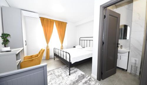 Large Double Room