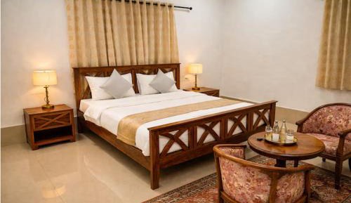 Deluxe Double Room with Balcony