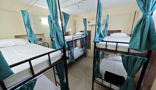 Mixed Dormitory Room