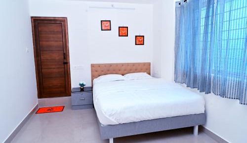 King Room with Balcony