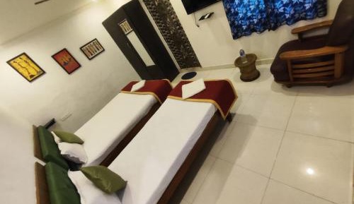 Deluxe Family Suite