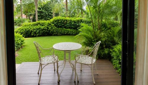 Superior Double Room - Garden Side - 2 pint beer per night, 20% off on food & beverage and spa