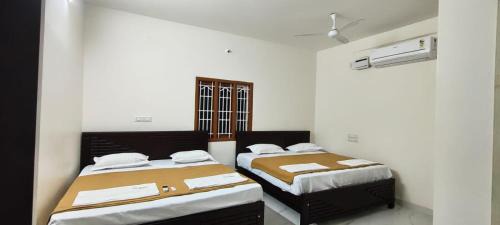 Large Double Room