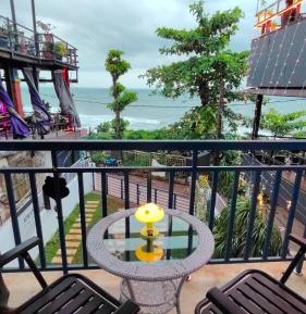 Deluxe Double Room with Balcony and Sea View