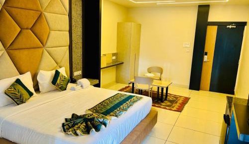 Large Double Room