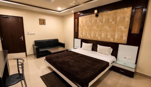 Standard Double Suite