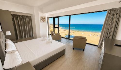 Frontal Sea View Apartment – 5A (5th Floor)