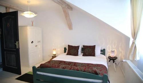 Basic Triple Room