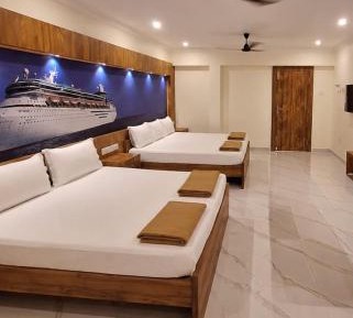 Deluxe Family Suite