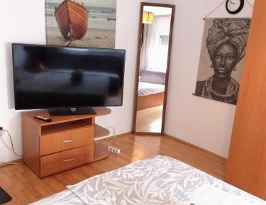 One-Bedroom Apartment with Garden View