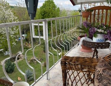 Queen Room with Garden View