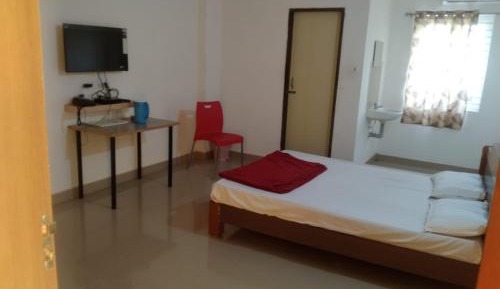 Deluxe Double Room (2 Adults + 1 Child)