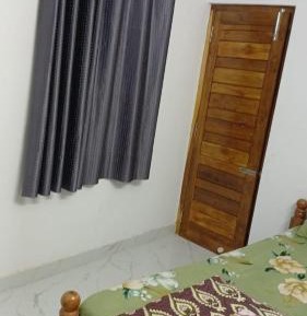 Deluxe Double Room (2 Adults + 1 Child)